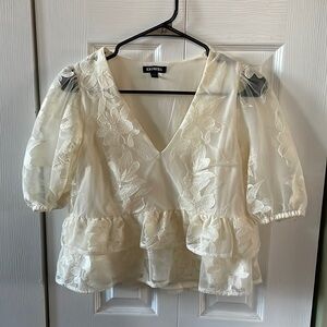 Express Embroidered Puffed Sleeve Top